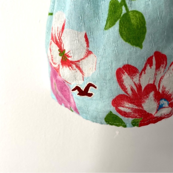 Hollister Floral Cross-Back Tank Top - Picture 7 of 7